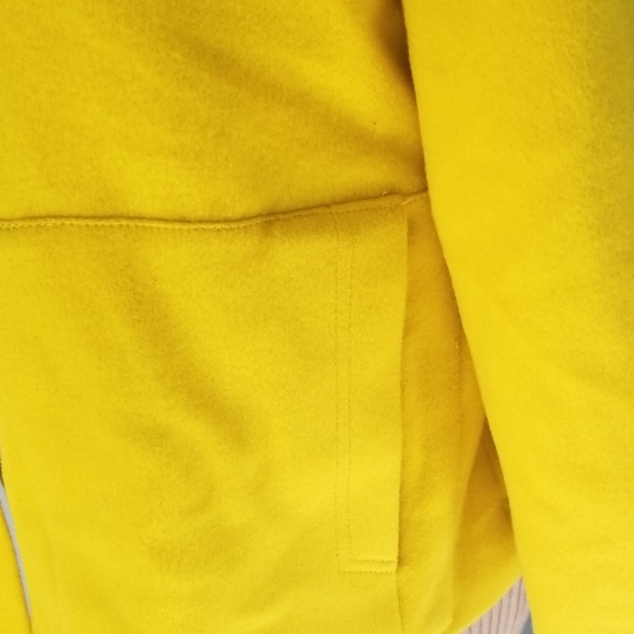 Jacket - Picture 4 of 7